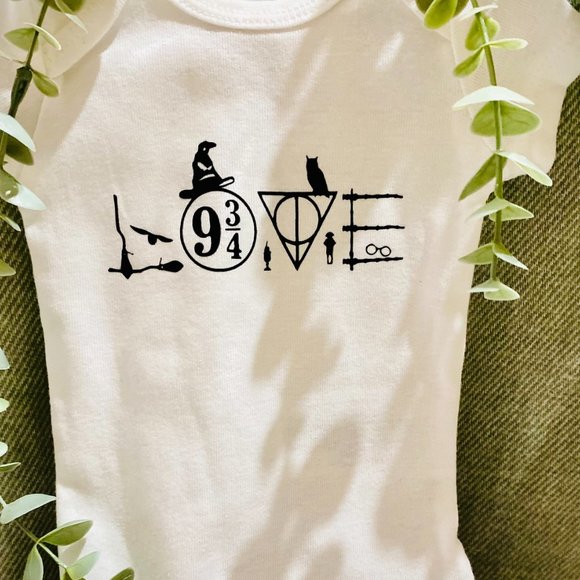 *NEW* Baby Onesie - Love - Harry Potter Theme - White, 100% Cotton - Picture 5 of 5